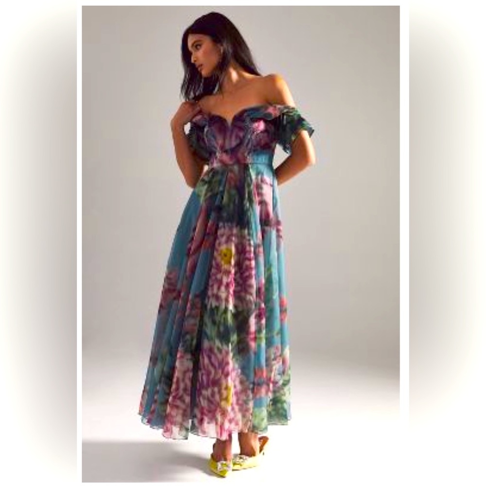 Anthropology- GEISHA DESIGNS FLORAL APPLIQUÉ DRESS. Size Small. Formal, Wedding